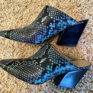 Nordstrom Signature Slip on shoes